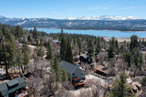 Kodiak by AvantStay Picturesque Big Bear Home w Modern Amenities & Large Balcony